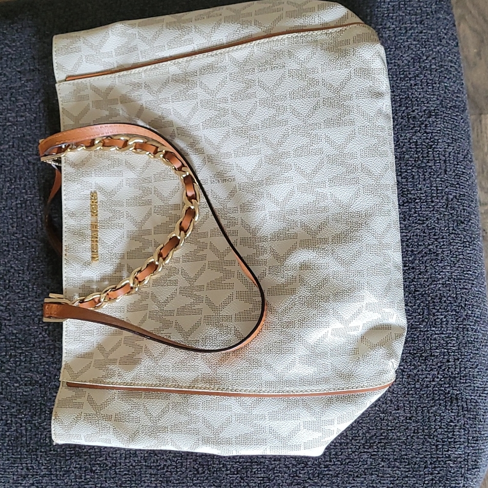 Michael Kors Tote